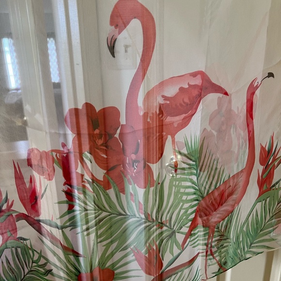 Scarf big size 52/70 but super light sheer silky - Picture 3 of 9